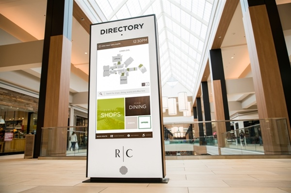 Interactive Digital Signage & Wayfinding: Giving Brick-and-Mortar Retailers a Competitive Edge